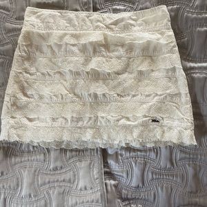 Hollister Teen/Junior White Lace Mini Skirt XS